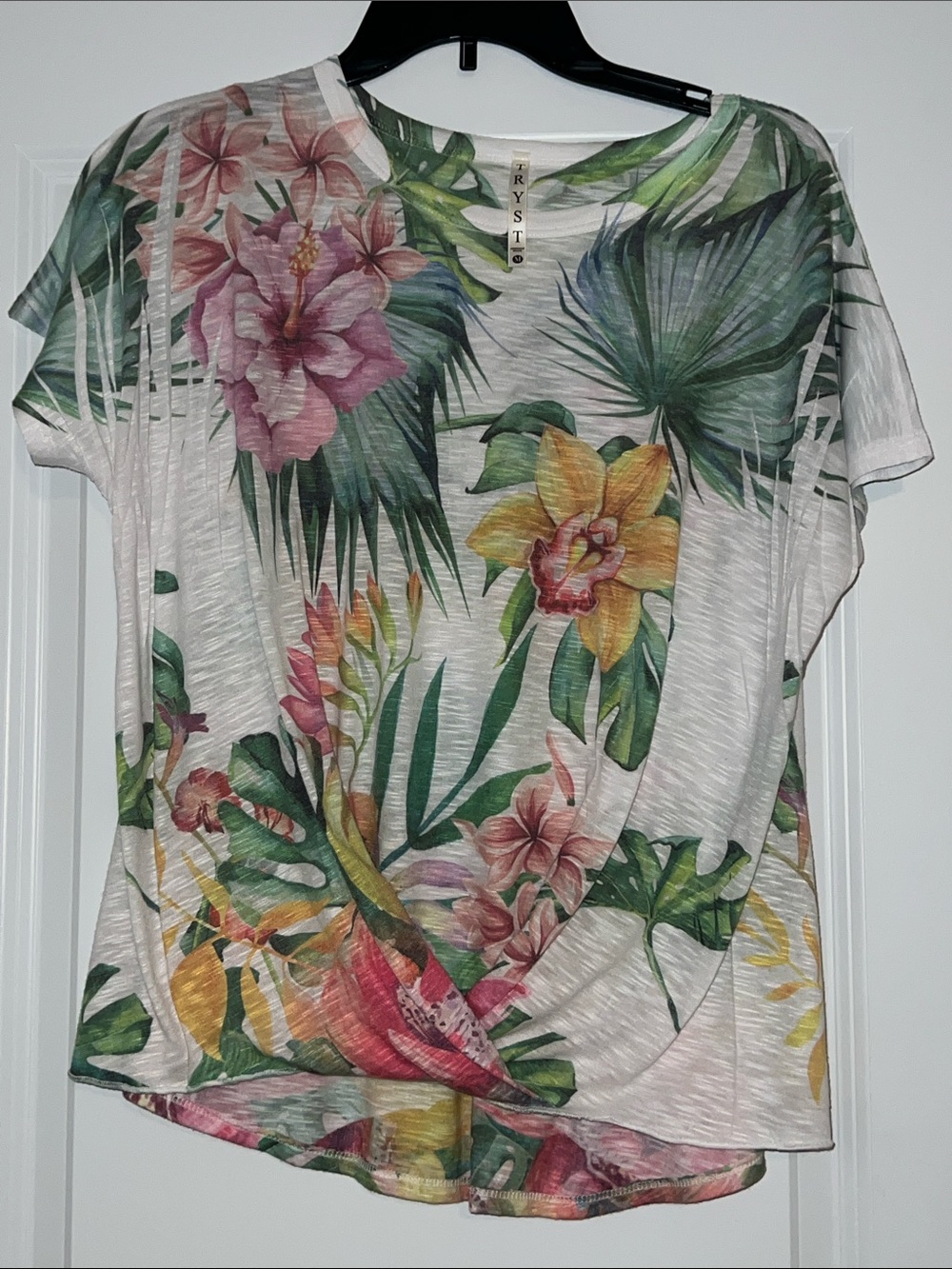 Tryst White Tropical Floral Short-Sleeve Tee
